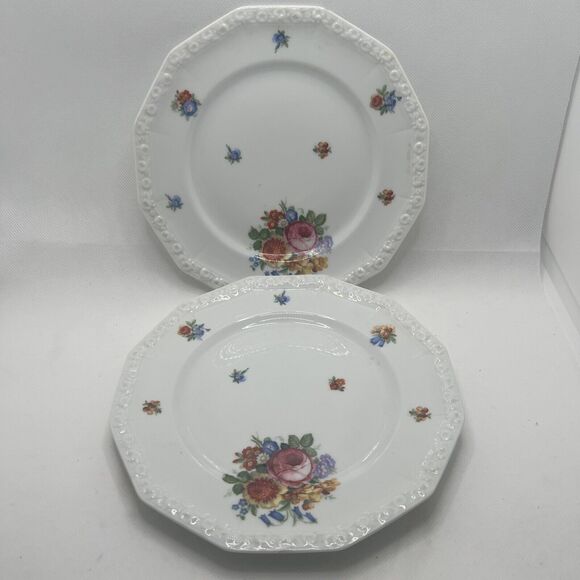 2 Rosenthal China Maria 12 Sided FLOWERS Salad / Luncheon Plates 7.75” EXCELLENT - Picture 1 of 5